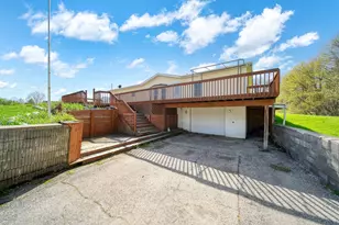 10430 Coon Hill Rd, Munith, MI 49259 - Photo 3