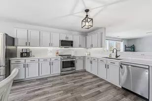 3985 Diamondview Dr, Portage, MI 49002 - Photo 9