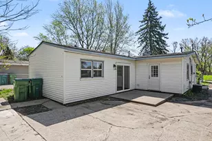 228 Kirkwood Ave, Springfield, MI 49037 - Photo 11