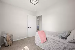 23990 Ave C, Edwardsburg, MI 49112 - Photo 19