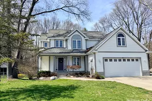 314 Caravan Rd, Norton Shores, MI 49441 - Photo 3