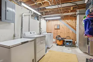 1181 Kay Pkwy, Ann Arbor, MI 48103 - Photo 23