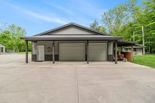 6976 S 80th Ave, Rothbury, MI 49452 - Photo 3