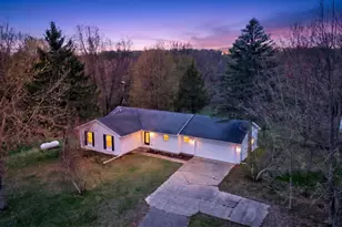 1865 Lindsey, Jackson, MI 49201 - Photo 1