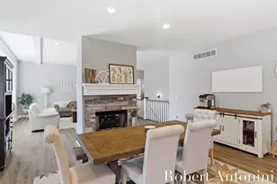 2352 Lake Birch Ct NE, Grand Rapids, MI 49525 - Photo 15