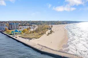 103 N Pier St, Saint Joseph, MI 49085 - Photo 73
