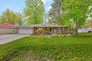 950 Gallaland Ave, Rochester Hills, MI 48307 - Photo 35