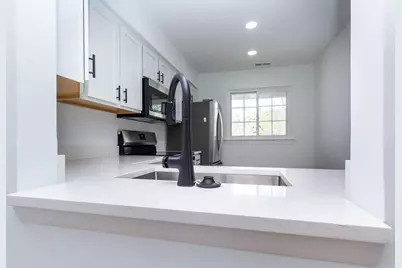 23418 Middlebelt Road #10, Farmington, MI 48336 - Photo 15