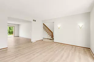 5116 Cardinal Dr, Troy, MI 48098 - Photo 7