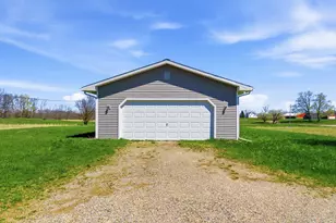 11580 Bell Oak Rd, Webberville, MI 48892 - Photo 5