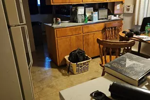 1614 Knapp Ave, Flint, MI 48503 - Photo 5