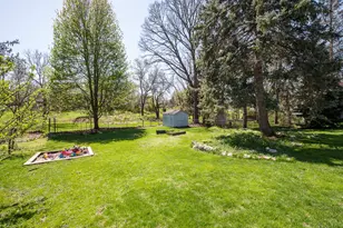 308 Oak Tree Dr, Clayton, MI 49236 - Photo 5
