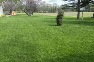 46376 Co Rd 352, Decatur, MI 49045 - Photo 9