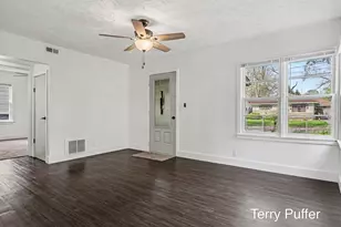 58 Lamora Ave, Battle Creek, MI 49037 - Photo 3