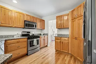 3603 Woodcliff Dr, Kalamazoo, MI 49008 - Photo 7