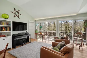 2424 Cardinal Ln, Holland, MI 49424 - Photo 5