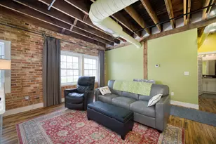 86 Washington St, Manistee, MI 49660 - Photo 9