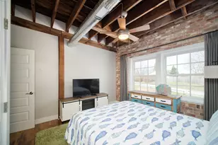 86 Washington St, Manistee, MI 49660 - Photo 15