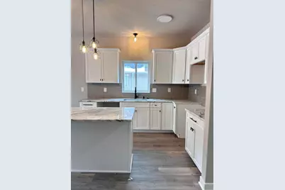 30815 Lower Ridge Drive, New Boston, MI 48164 - Photo 5