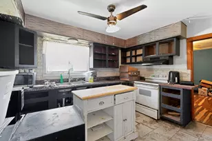 6718 Colf Rd, Carleton, MI 48117 - Photo 7