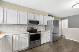 4317 Farnham Ave, Portage, MI 49002 - Photo 7