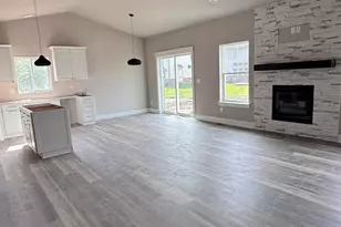 30821 Lower Ridge Dr, New Boston, MI 48164 - Photo 9
