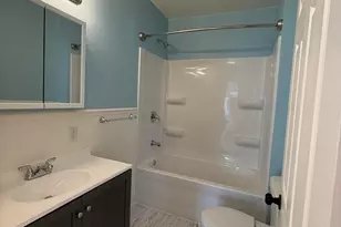 401 E Prairie St, Vicksburg, MI 49097 - Photo 7