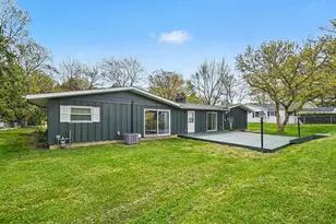 1010 Sassafras Ln, Niles, MI 49120 - Photo 3
