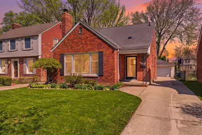 1882 Kenmore Drive, Grosse Pointe Woods, MI 48236 - Photo 3