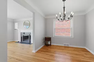 1882 Kenmore Dr, Grosse Pointe Woods, MI 48236 - Photo 11