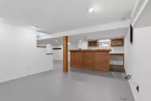 1882 Kenmore Dr, Grosse Pointe Woods, MI 48236 - Photo 15