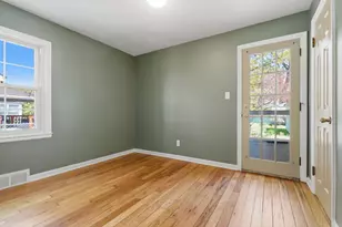 1882 Kenmore Dr, Grosse Pointe Woods, MI 48236 - Photo 23