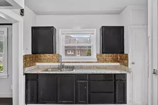 17303 Runyon St, Detroit, MI 48234 - Photo 13