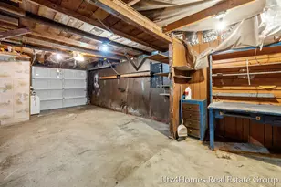 231 50th St SW, Grand Rapids, MI 49548 - Photo 25