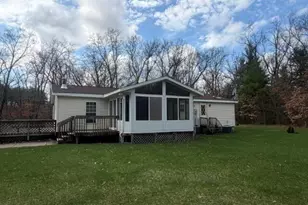 6136 S Poplar Ave, Newaygo, MI 49337 - Photo 3