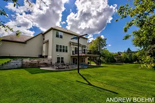 2586 Marble Ct, Zeeland, MI 49464 - Photo 3