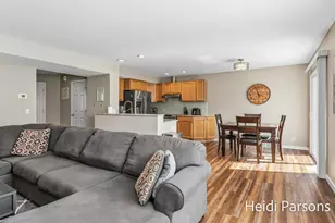17342 Hazel St, Spring Lake, MI 49456 - Photo 3