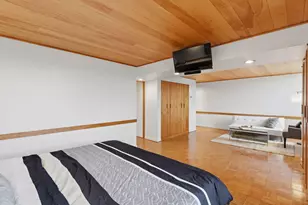 1050 Wall St, Ann Arbor, MI 48105 - Photo 19