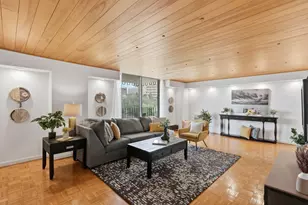 1050 Wall St, Ann Arbor, MI 48105 - Photo 7