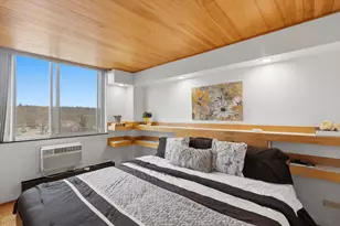 1050 Wall St, Ann Arbor, MI 48105 - Photo 25
