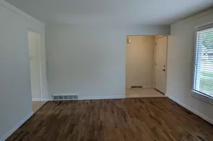54 W 35th St, Holland, MI 49423 - Photo 7