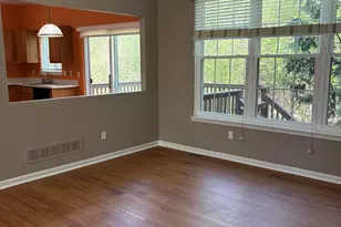 38320 Saratoga Cir, Farmington Hills, MI 48331 - Photo 5