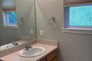 38320 Saratoga Cir, Farmington Hills, MI 48331 - Photo 23