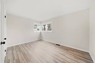 418 S Scott St, Adrian, MI 49221 - Photo 13