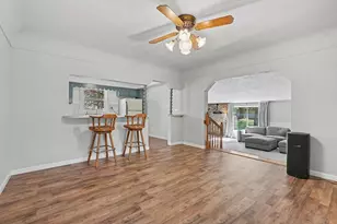 703 Elm St, Paw Paw, MI 49079 - Photo 9