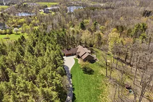 9256 Fenton Rd, Grand Blanc, MI 48439 - Photo 3