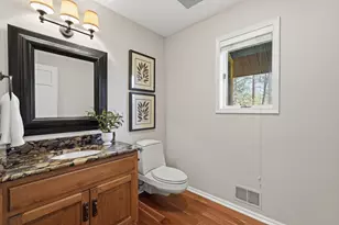 9256 Fenton Rd, Grand Blanc, MI 48439 - Photo 23