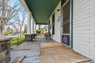 423 W Upton Ave, Reed City, MI 49677 - Photo 5