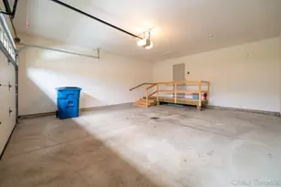2353 Valarie Dr, Zeeland, MI 49464 - Photo 45