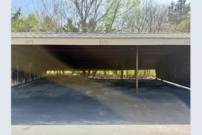 1651 S Hill Boulevard, Bloomfield Hills, MI 48304 - Photo 33